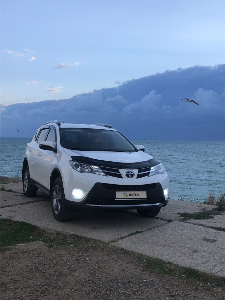 Toyota RAV4: фото владельца