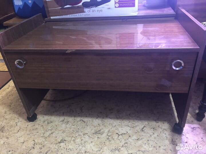 Тумбочка под телевизор