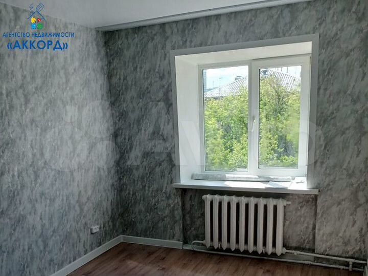 Комната 12 м² в 6-к., 4/4 эт.