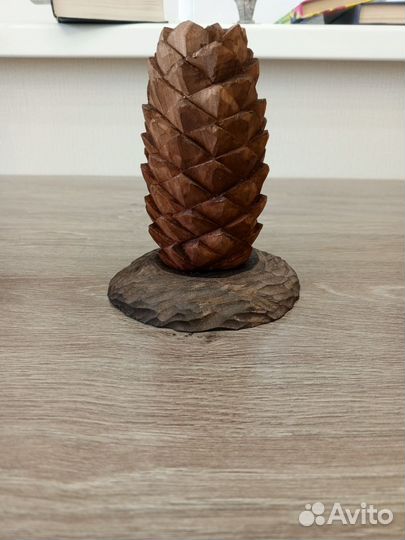 Шишки кедровые из дерева