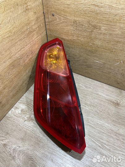 Фонарь задний левый Fiat Punto 3 Арт. 111450