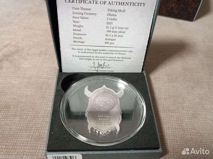 2025 Гана Череп Викинга серебро унция антик
