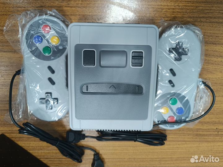 Продам игровая приставка новая
