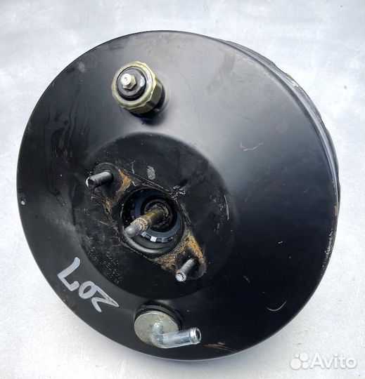 Мицубиси L300 Усилитель вакуумный тормозов