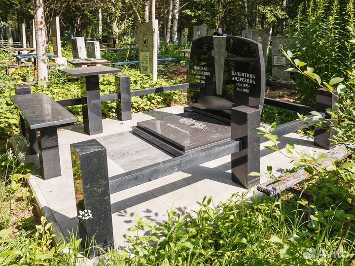 Установка памятников под ключ