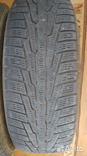 Nokian Tyres Hakkapeliitta R 215/60 R17 100R
