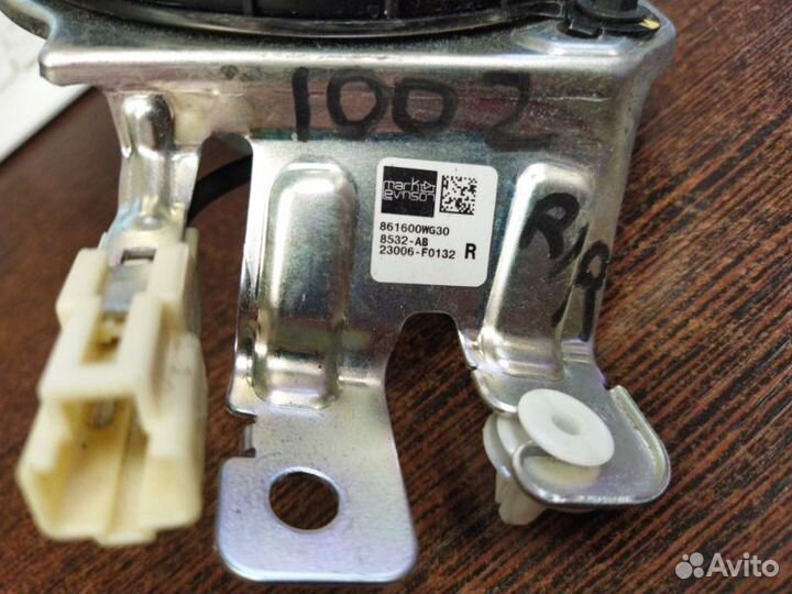 Динамик правый Lexus Ls460H USF40 1urfse 2007