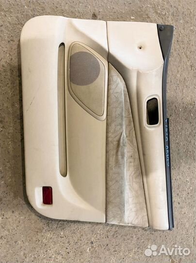 Обшивка даери Toyota Vista 50