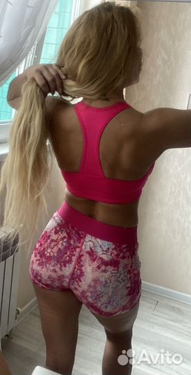 Спортивный костюм для фитнеса