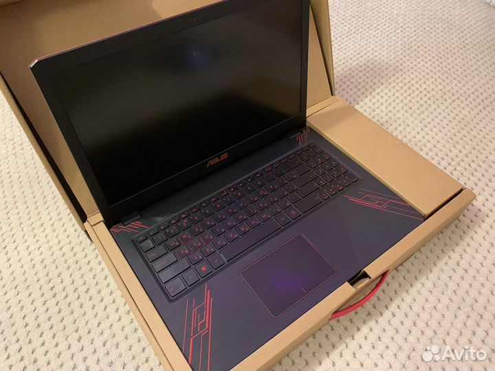 Asus FX570UD-DM148T