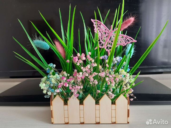 Композиция из сухоцветов