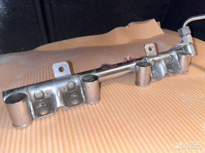 Топливная рампа(рейка) bmw f20