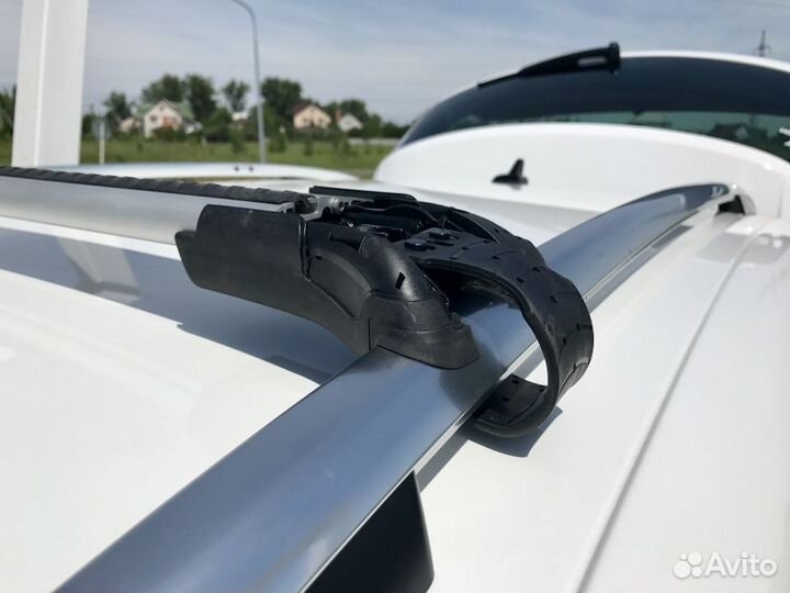 Багажник thule WingBar Edge (на рейлинги)