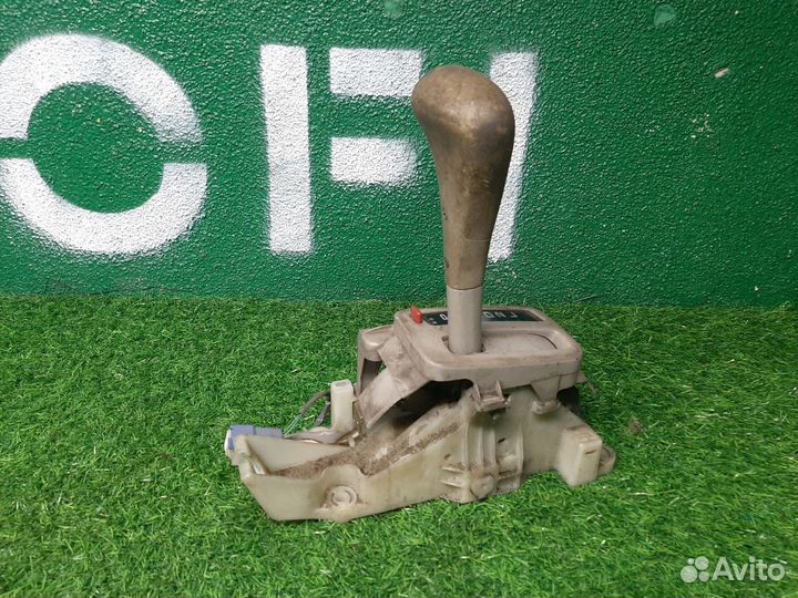 Селектор АКПП на Toyota Corolla 8