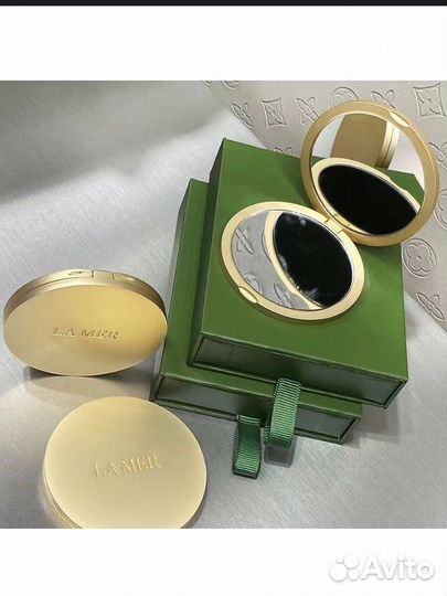 Miu miu зеркало