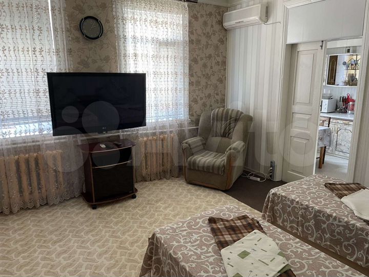 Дом 200 м² на участке 6 га