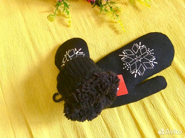 Варежки женские новые зимние