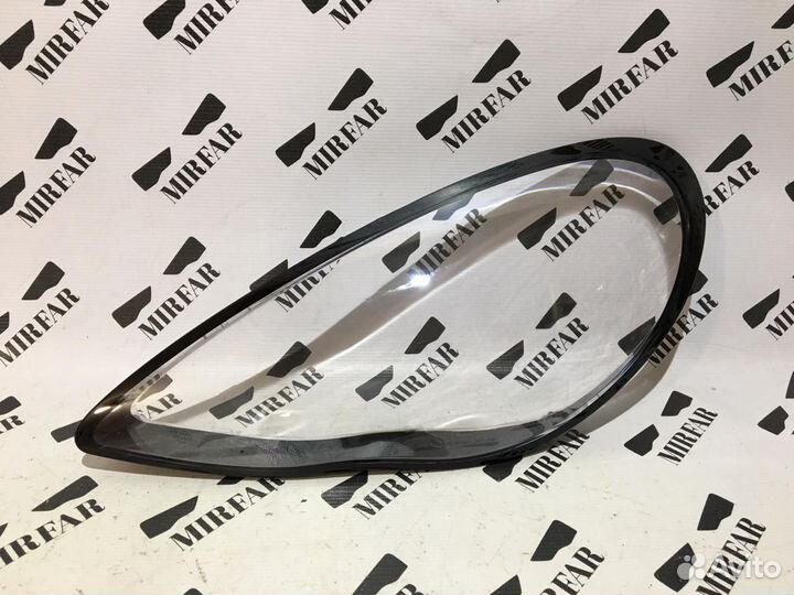 Левое стекло фары Porsche Panamera I 2009-2013