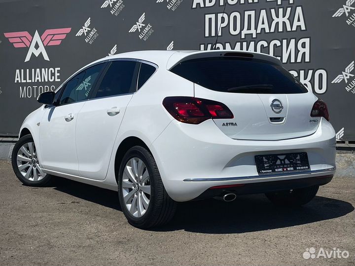 Opel Astra 1.6 AT, 2014, 117 569 км