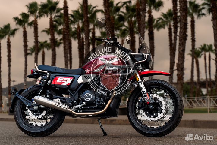 Дорожный мотоцикл Cyclone RE3 Scrambler red новый
