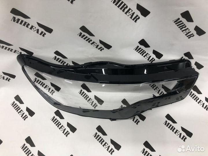 Правое стекло фары Audi A6 C7 2011-2014