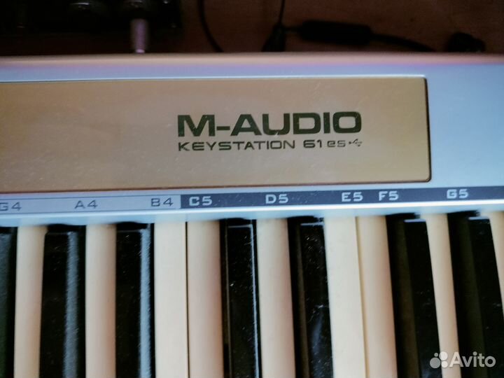 Midi клавиатура M-audio keystation 61es