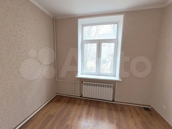 Аукцион: 3-к. квартира, 78 м², 1/4 эт.