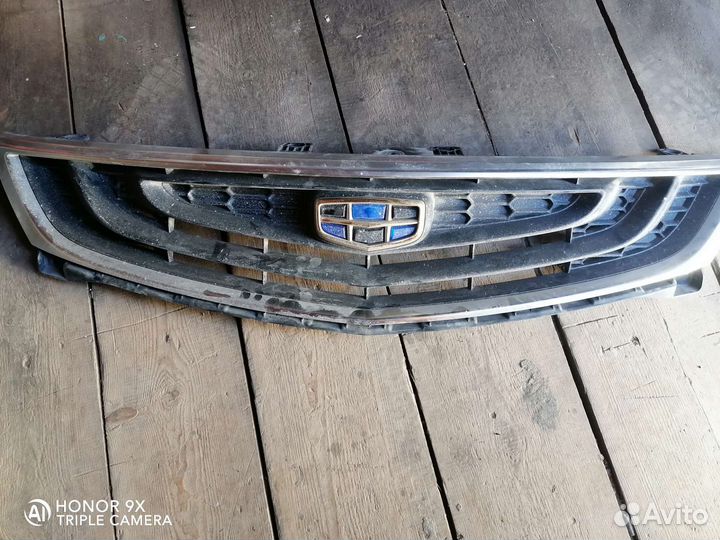 Решетка радиатора geely GS