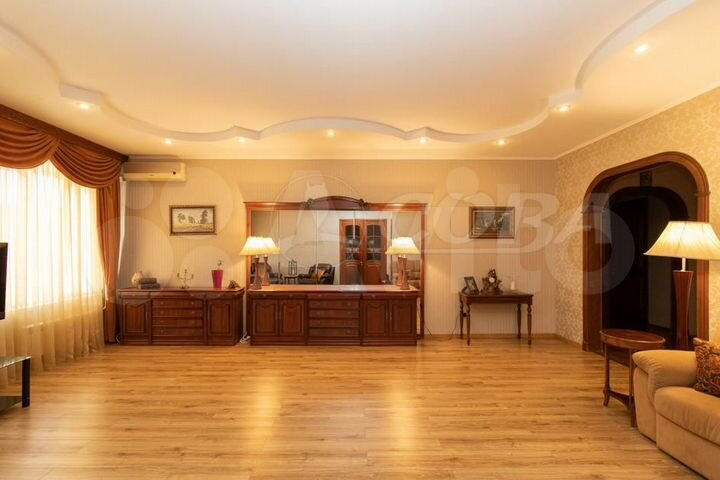 4-к. квартира, 146,1 м², 2/9 эт.