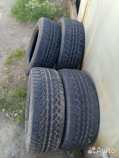 Cooper Discoverer H/T 235/65 R17