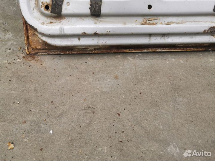 Задняя правая дверь от Ваз 2114