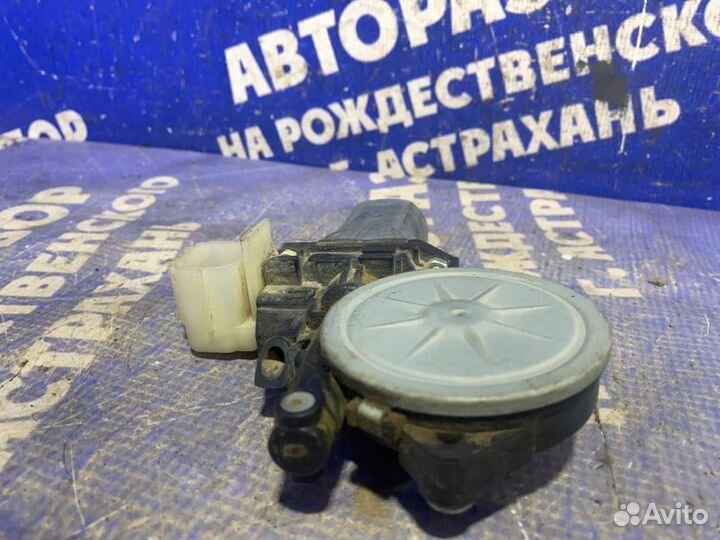 Моторчик стеклоподъемника Nissan X-Trail T31