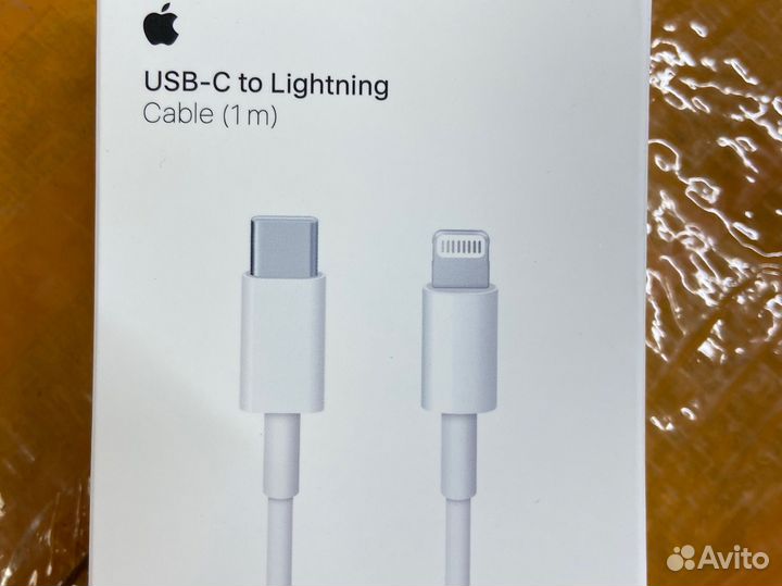 Apple USB-C to Lightning Cable (1 m)
