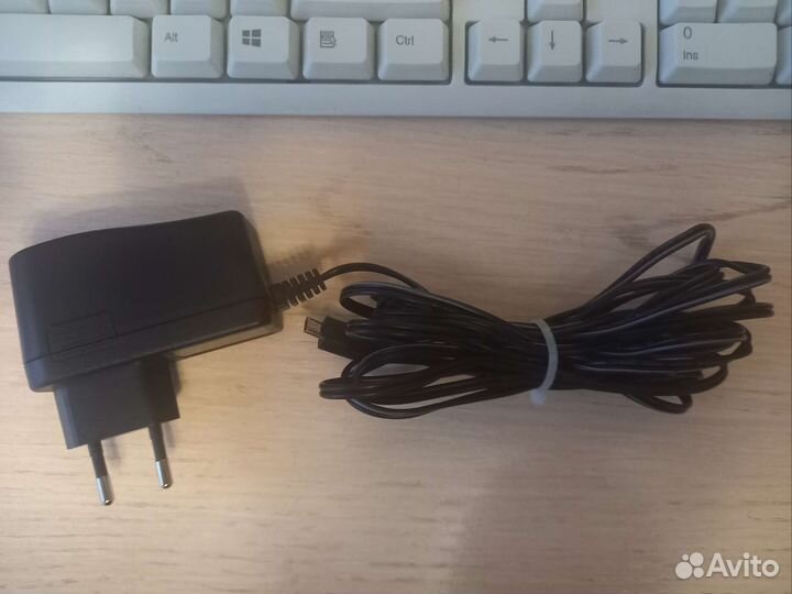 Зарядное устройство microusb 3м 2000mA