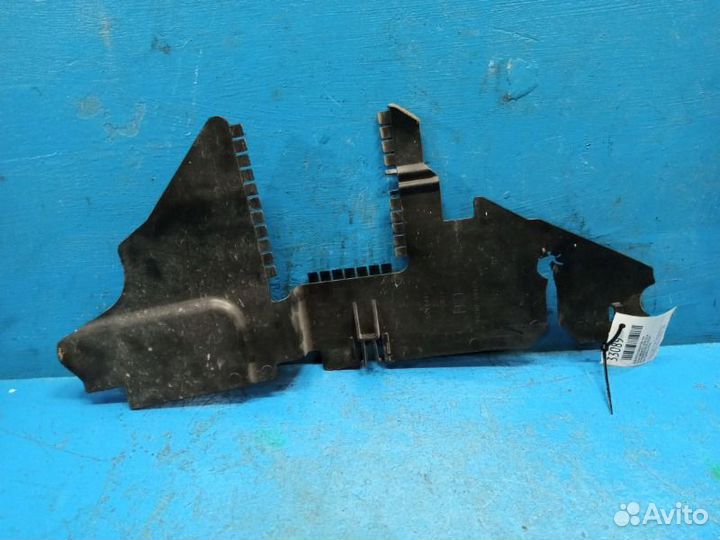 Дефлектор радиатора левый Nissan Teana J32