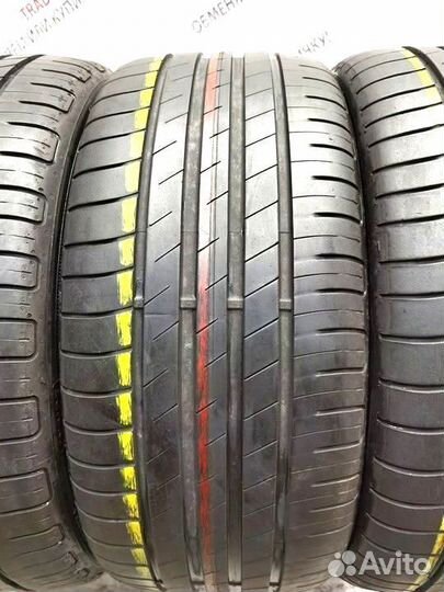 Goodyear EfficientGrip 225/40 R18 92W