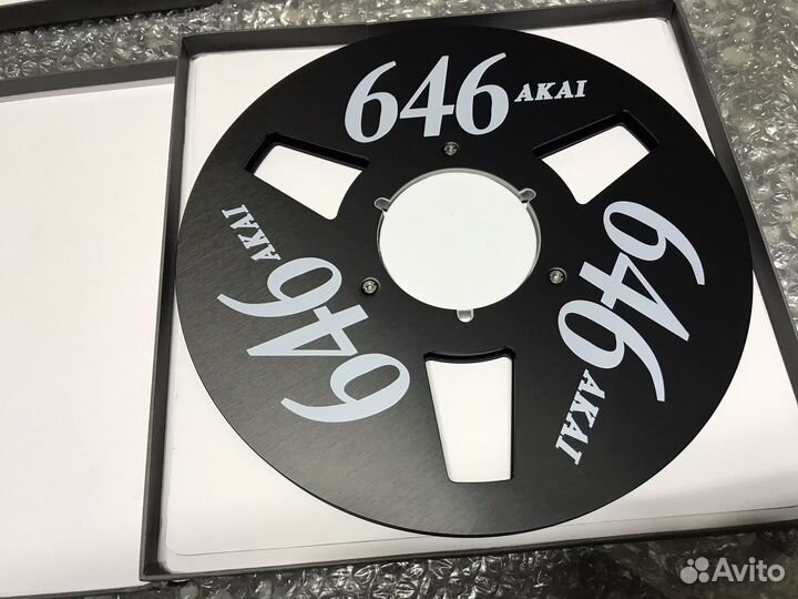 Катушки 27см. akai 646/747 металлические
