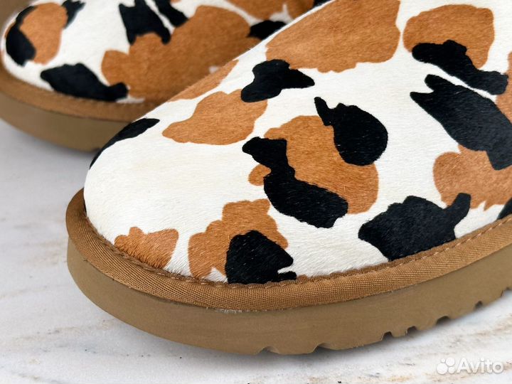 Угги UGG Classic Mini Cow Print Chestnut