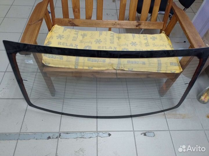 Стекло заднее с обогревом Renault Logan