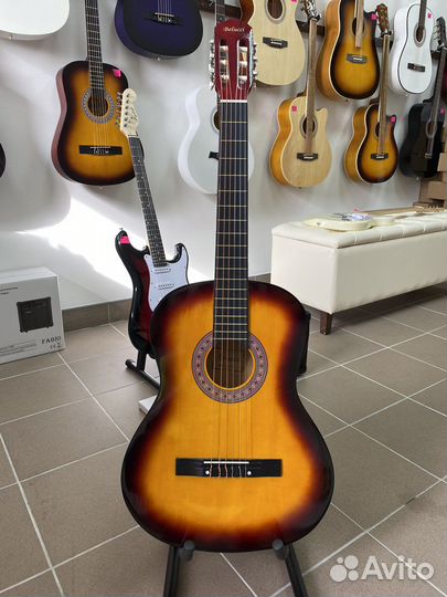 Классическая гитара полноразмерная 4/4