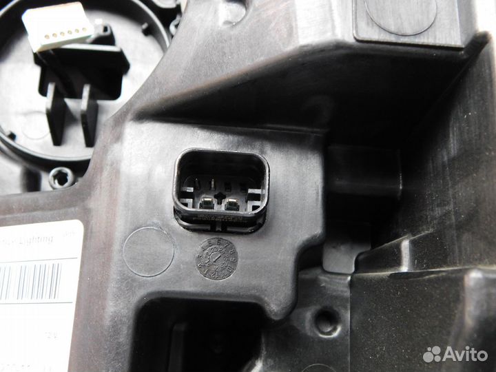 Фара правая BMW X5