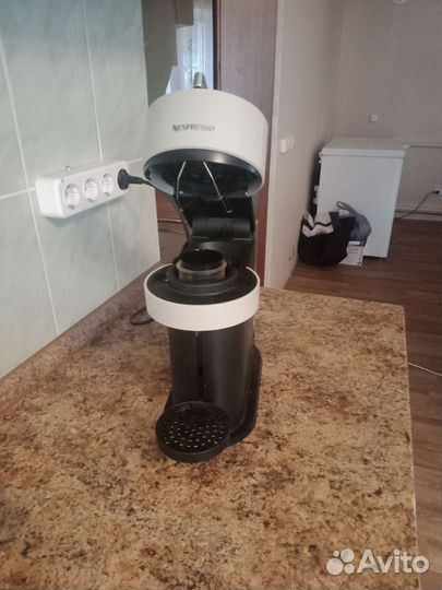 Кофеварка капсульная nespresso