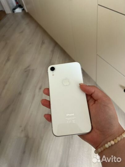 iPhone Xr, 128 ГБ