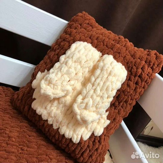 Плед и подушка