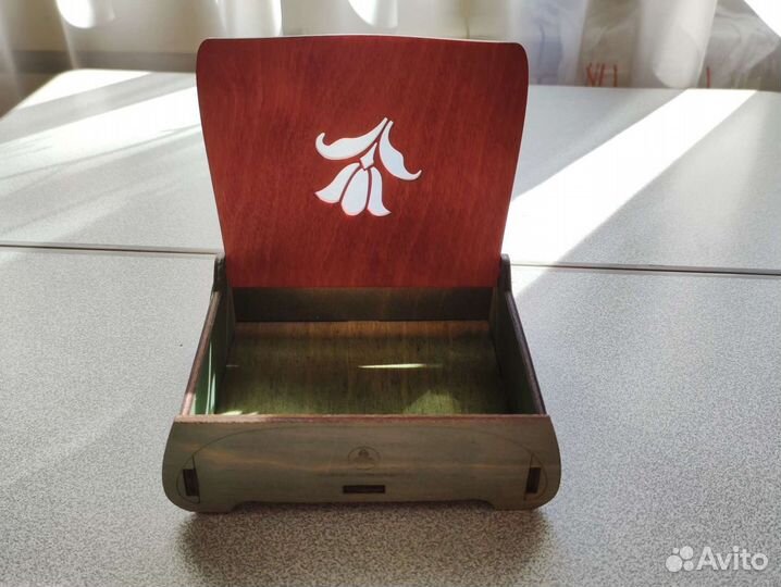 Новая шкатулка деревянная с резной крышкой