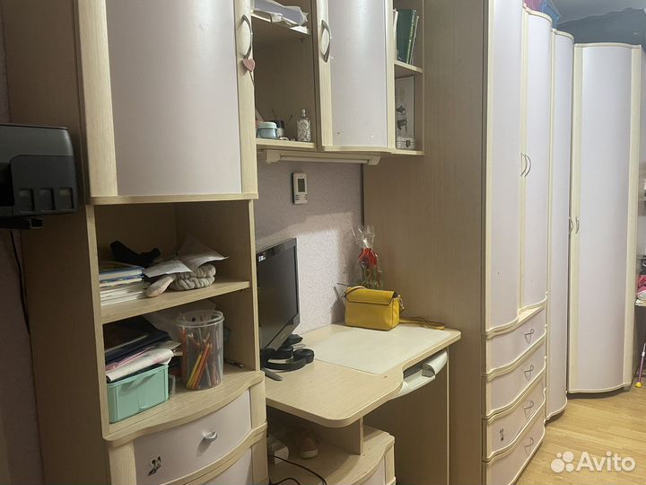 Мебель в детскую комнату