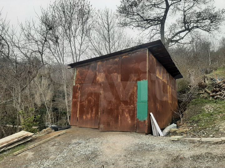 Гараж, > 30 м²