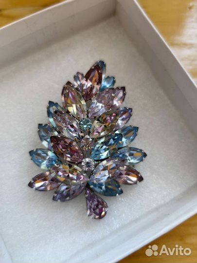 Винтажные броши