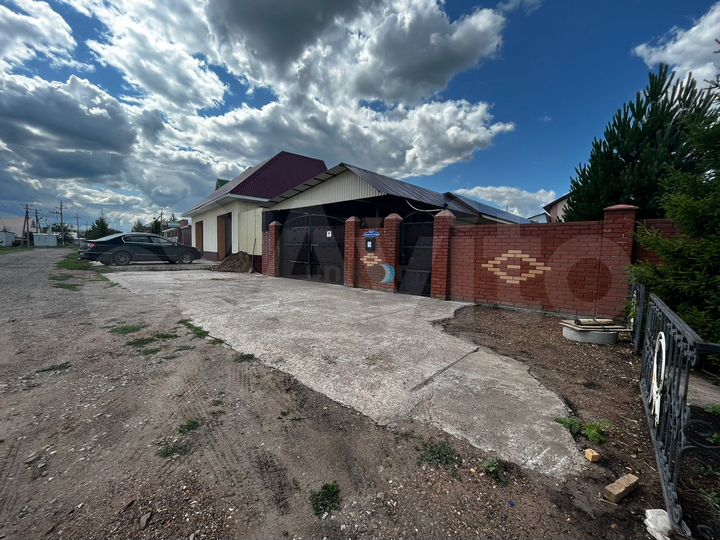 Коттедж 163 м² на участке 10,3 сот.