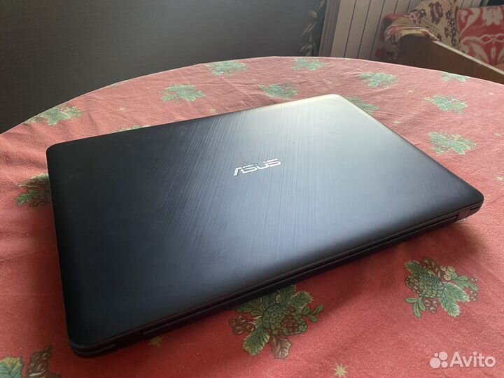 Ноутбук asus A543U